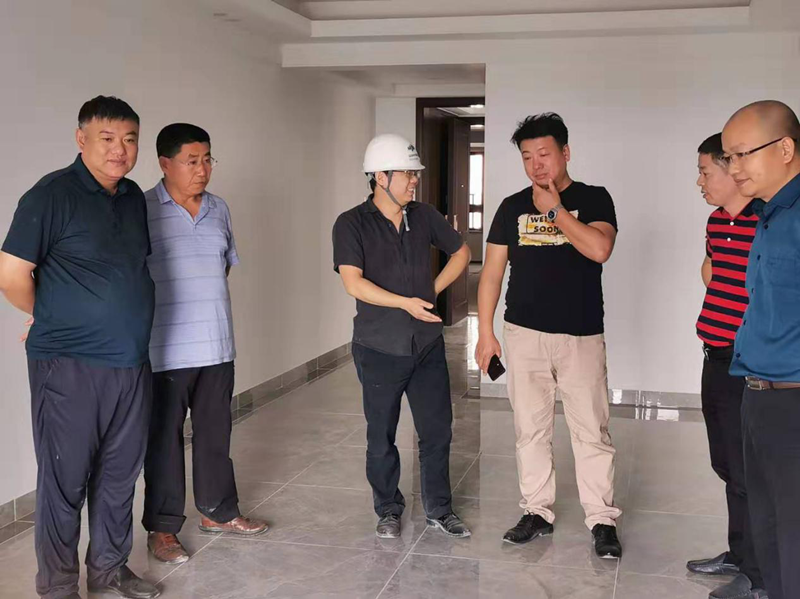 9.南山总公司对装饰公司举行考察.png 9.南山总公司对装饰公司举行考察.png