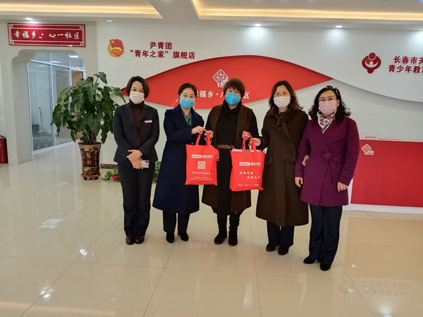 2。。新城供热公司为社区捐赠口罩.png