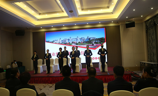 10.旅馆公司《职业形象与效劳礼仪》实操培训会现场_副本.jpg 10.旅馆公司《职业形象与效劳礼仪》实操培训会现场_副本.jpg