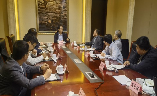 2.王岩董事长带队与荣成市好运角旅游度假区管委会向导举行聚会探讨_副本.jpg 2.王岩董事长带队与荣成市好运角旅游度假区管委会向导举行聚会探讨_副本.jpg